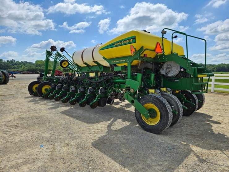 #225-•-westfield-130-71-13"-grain-auger-image-4