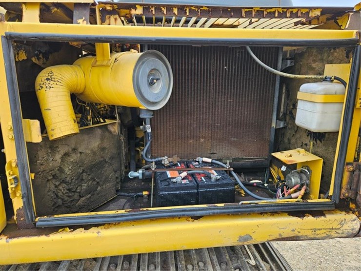 komatsu-pc150-lc-image-16