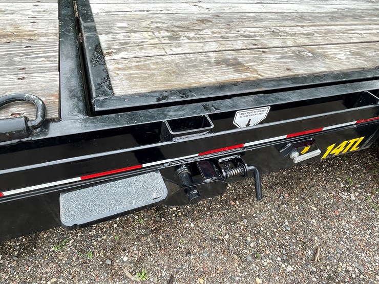 #166-•-2024-big-tex-22'-tilt-bed-equipment-trailer-(has-wi-title)-image-19