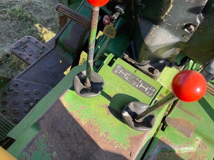 john-deere-2040-image-27