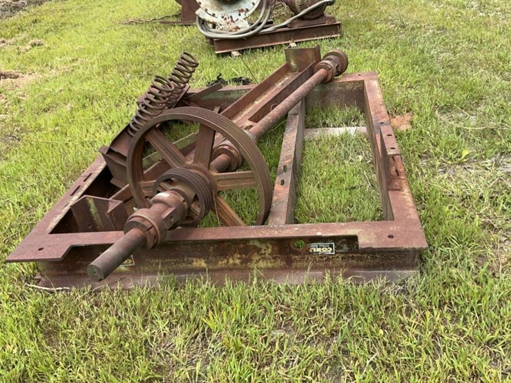 #162-•-corley-saw-husk-image-1