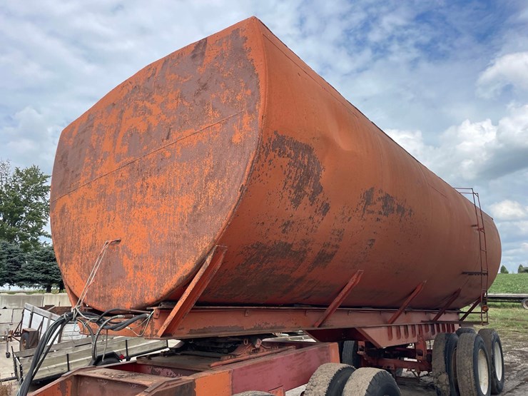 shop-built-10,000-gallon-manure-tank/running-gear-image-16