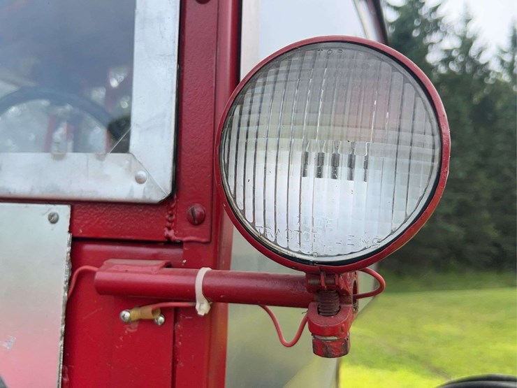 1948-farmall-h-with-automatic-cab-image-57