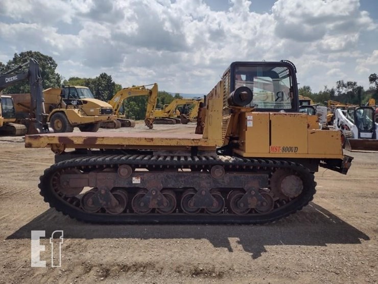 2013-morooka-mst800vd-image-3