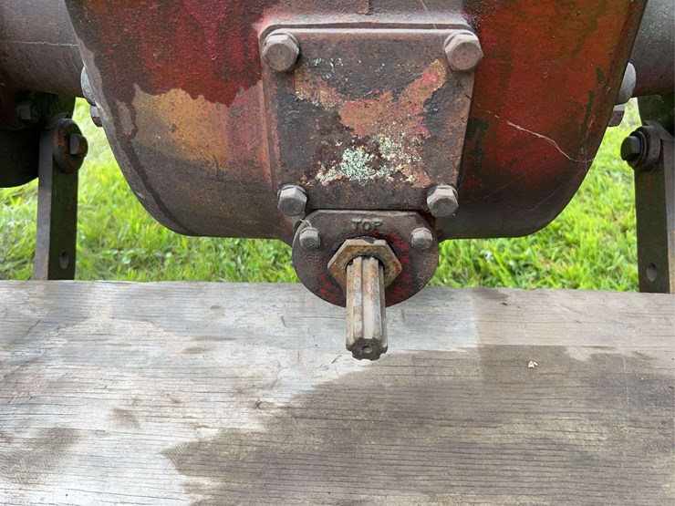 farmall-f12-image-40