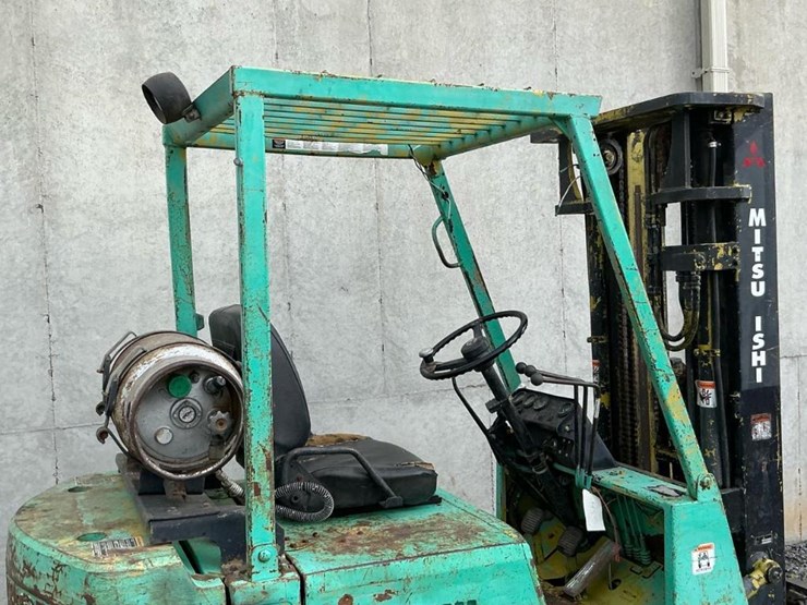 #305-•-mitsubishi-forklift-image-25