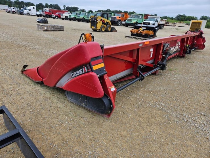 case-ih-2412-image-4