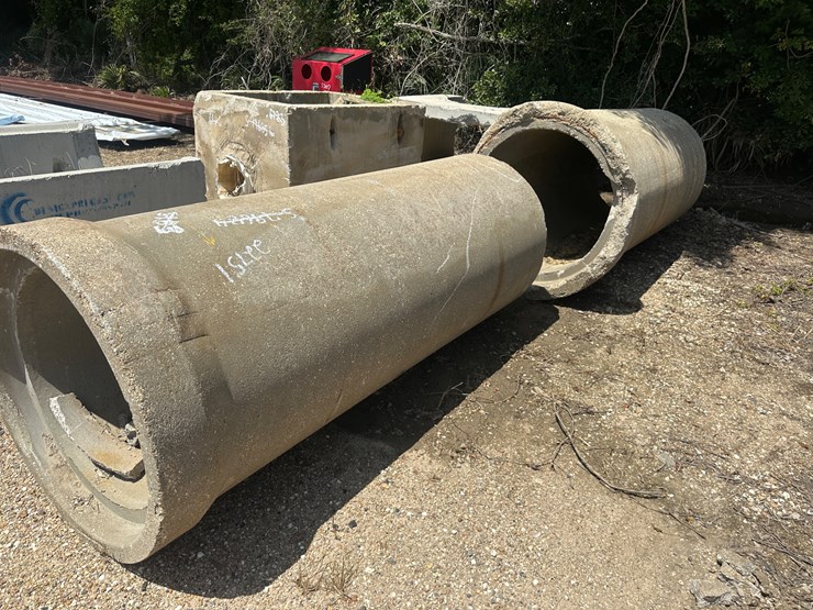#5101-•-(2)-8ft-x-29in-concrete-culverts-image-1