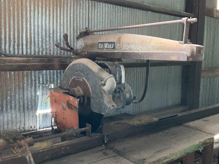 #143-•-dewalt-sliding-arm-saw-image-1