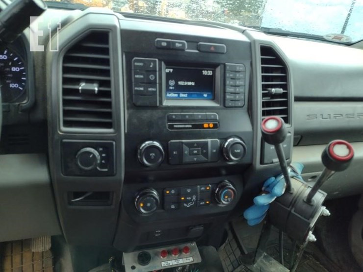 2019-ford-f550-image-9