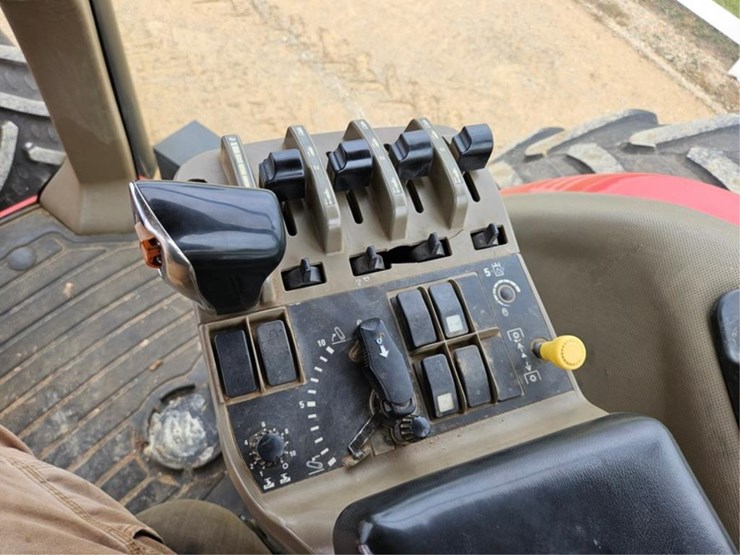 case-ih-mx285-image-40