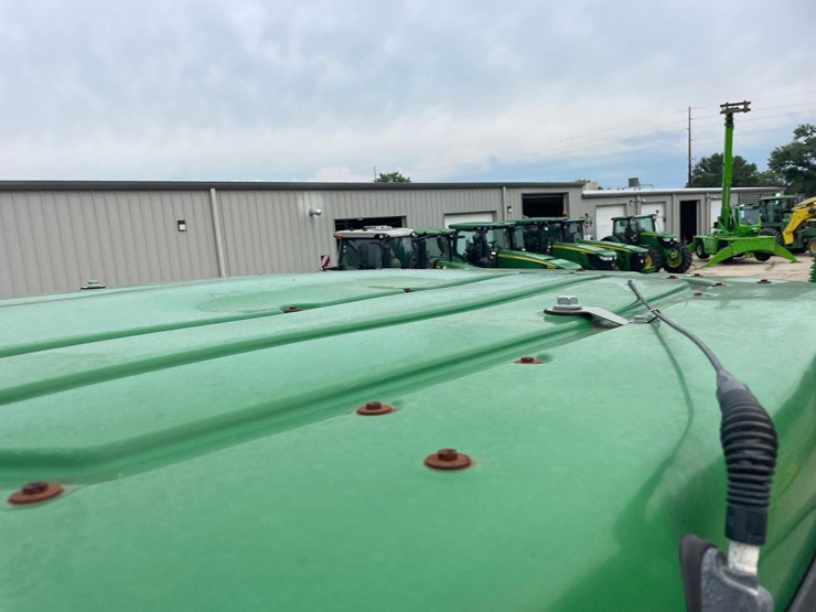 2012-john-deere-7280r-image-46