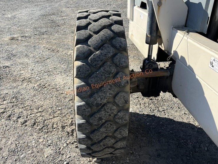 2005-terex-th1056-image-16