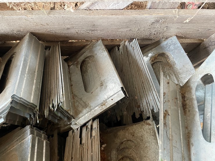 #5556-•-wood-crate-full-of-metal-hang-on-gutters-image-4