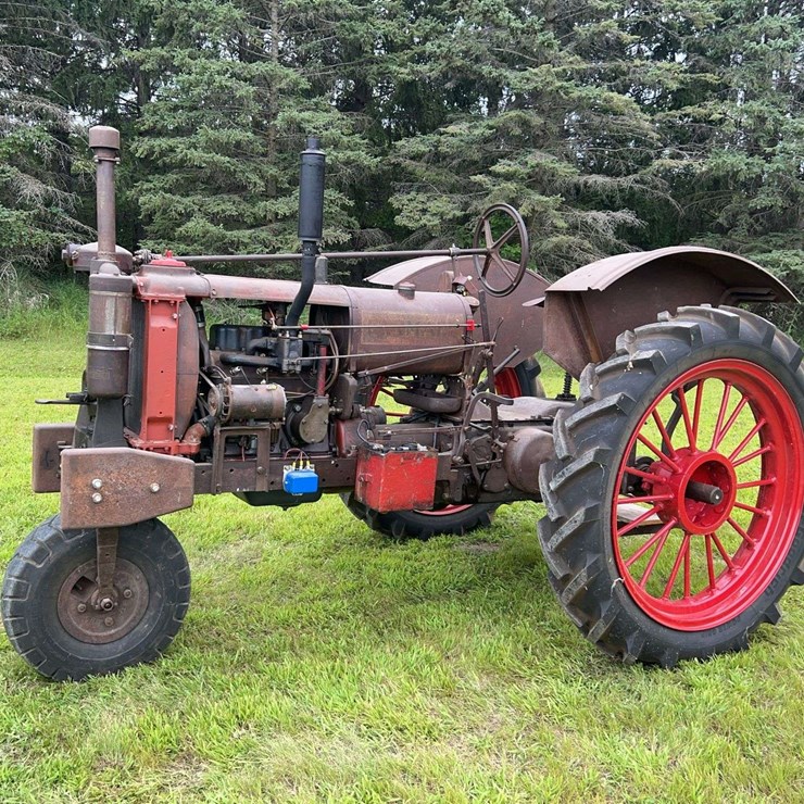 Farmall F12
