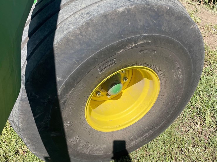 2019-john-deere-560m-image-38