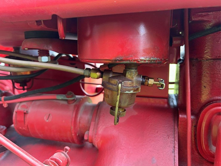 1944-farmall-h-distillate-image-25
