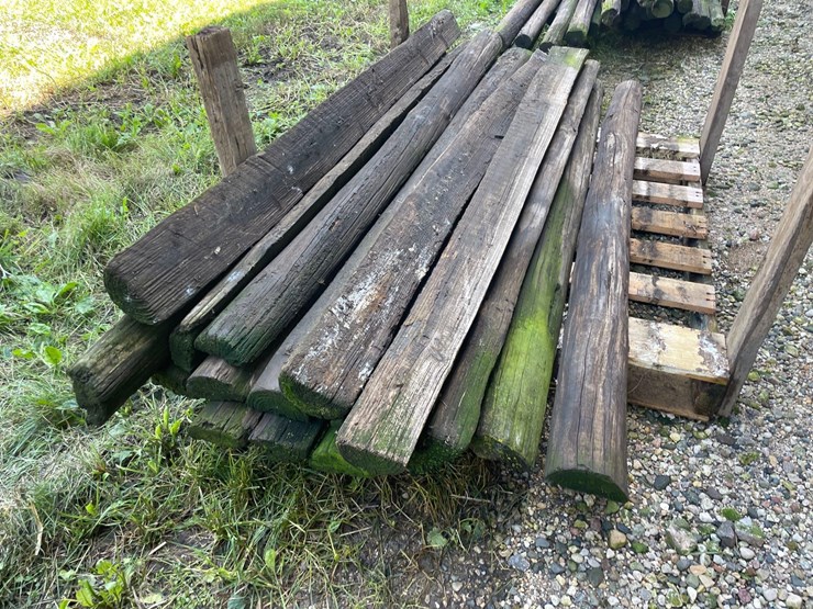 approx-16-half-round-poles-image-4