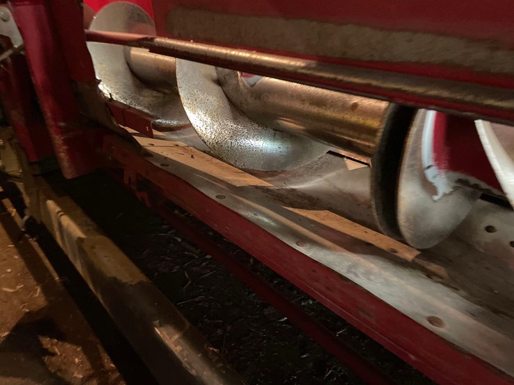 case-ih-3412-image-33