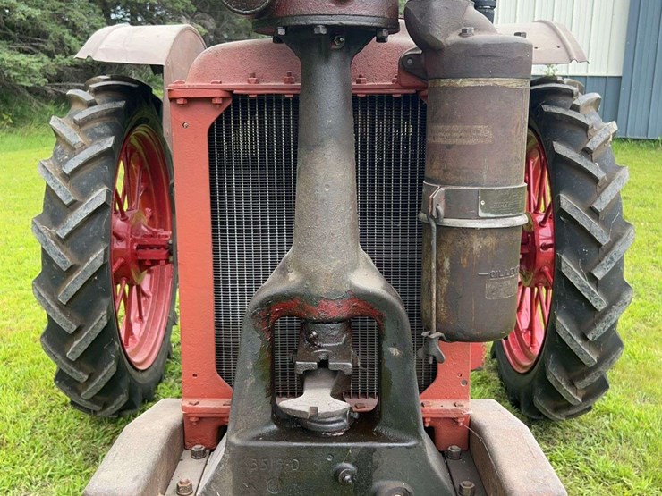 farmall-f12-image-9