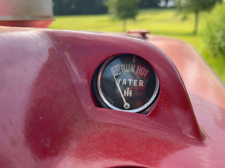 1944-farmall-hv-image-35