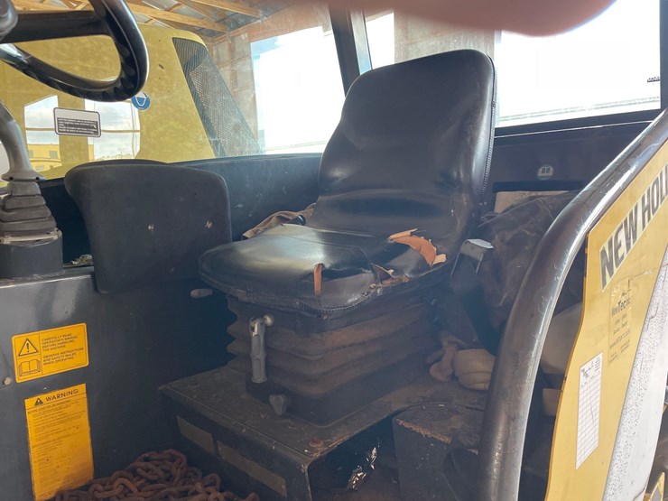 new-holland-m428-image-42