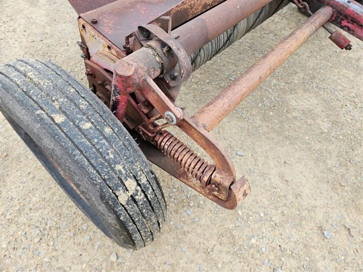 #236-•-ih-hay-crimper-image-14