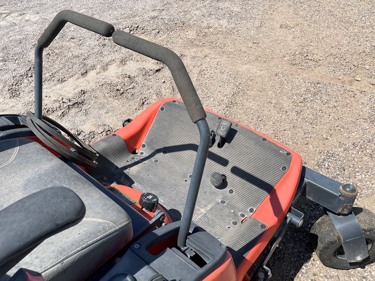 #2005-•-kubota-zero-turn-mower-image-19