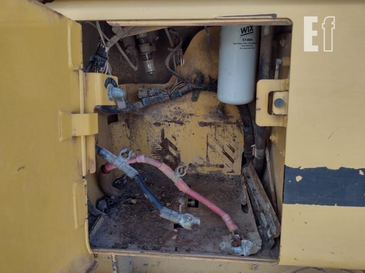 deere-650h-image-39