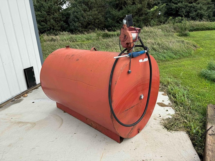 500-gallon-fuel-tank-with-electric-pump-image-2