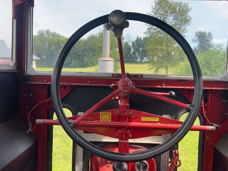 1948-farmall-h-with-automatic-cab-image-45