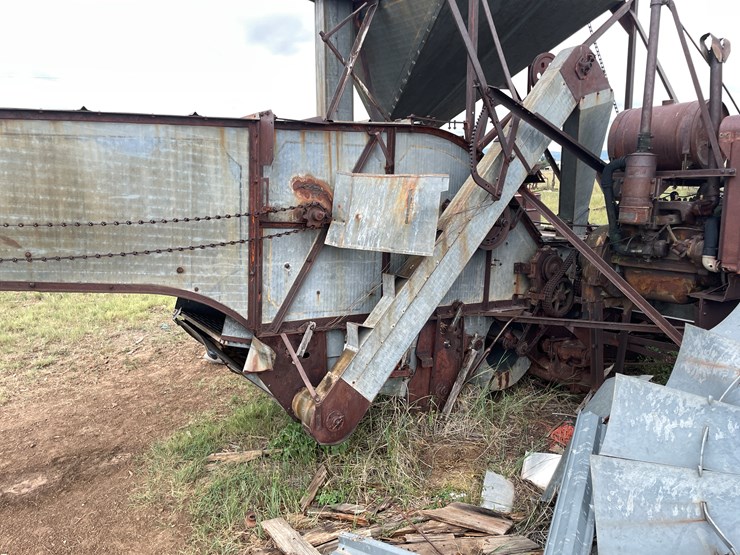 #3501-•-vintage-oliver-combine-(wagon-mound,-nm)-image-28