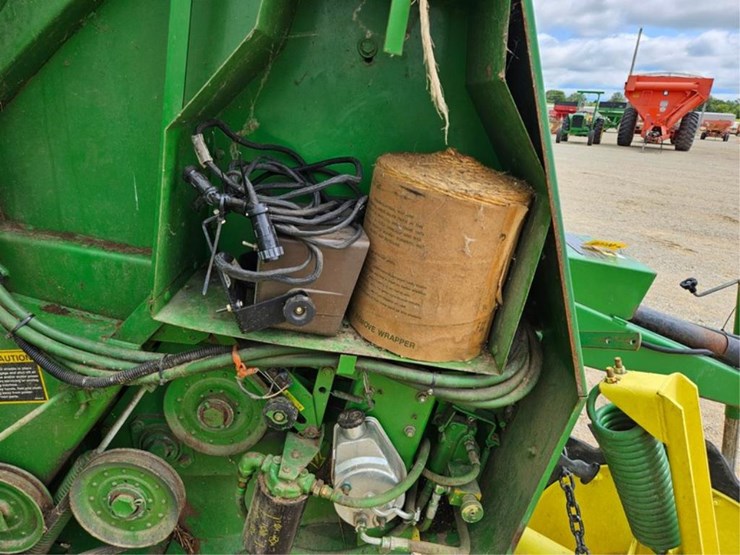 john-deere-435-image-22