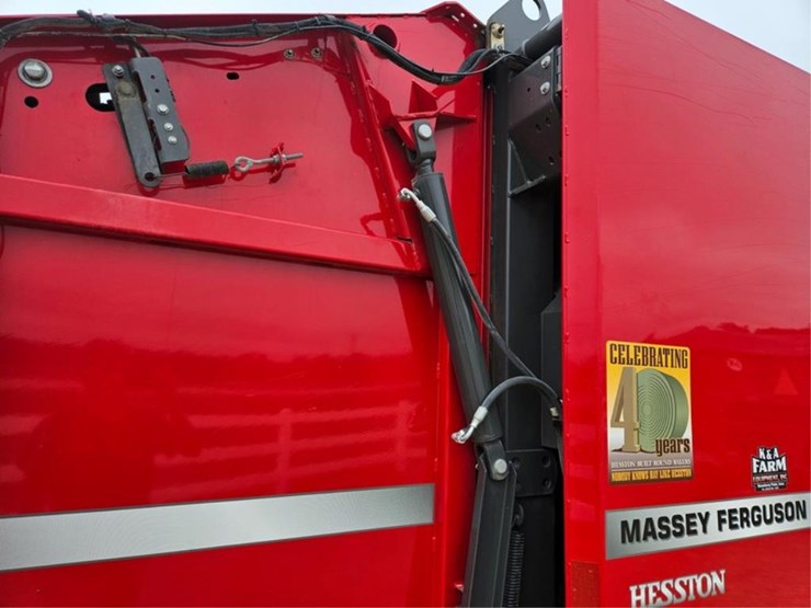massey-ferguson-1745-image-28