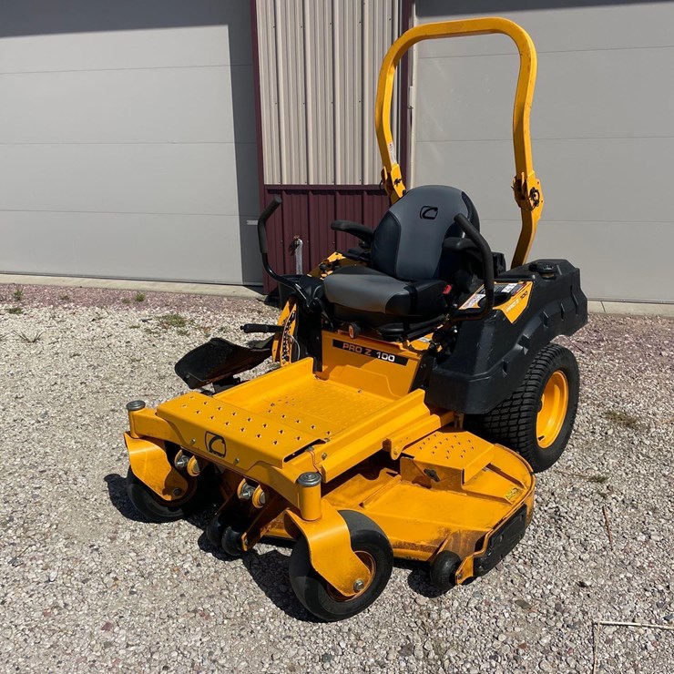 2018 CUB CADET 100