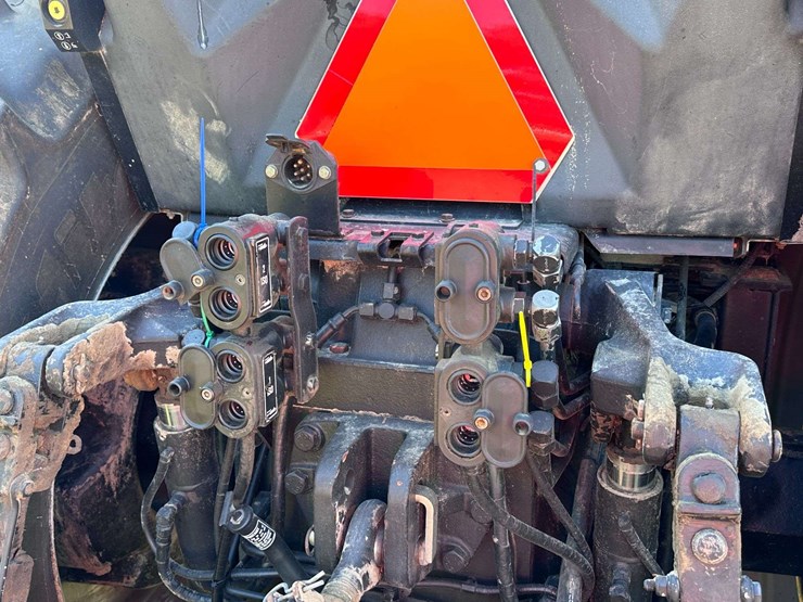 case-ih-8940-image-63