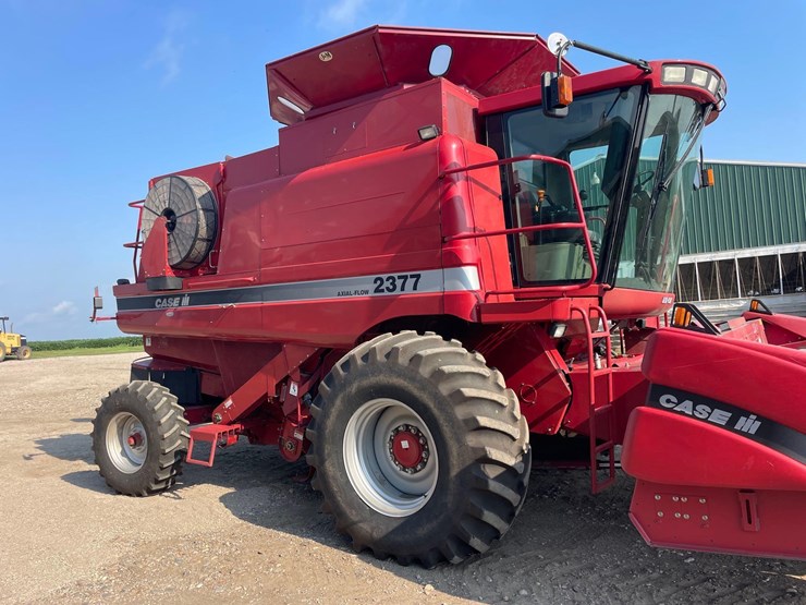 case-ih-2377-image-2
