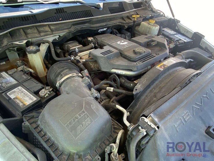 2014-dodge-ram-5500-image-8