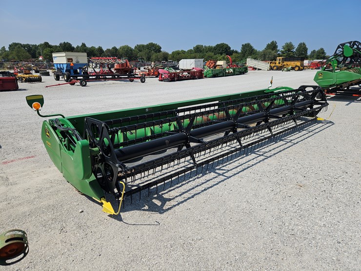 2005-john-deere-625f-image-1