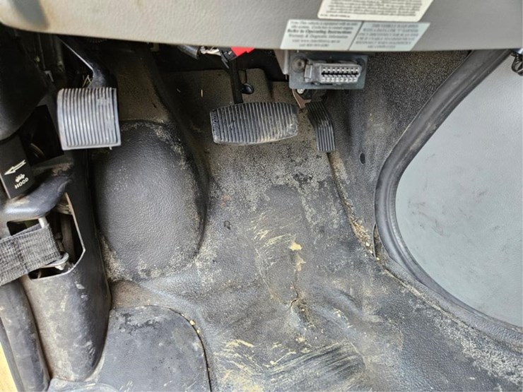 2019-ford-e450-image-37