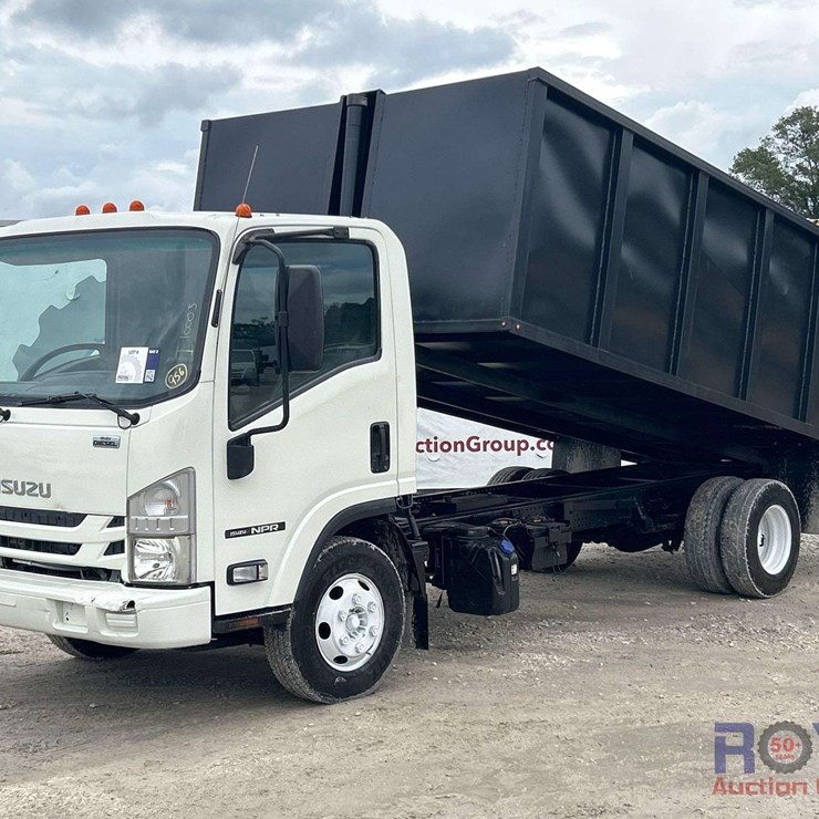 2016 Isuzu NPR Landscape Dump Truck