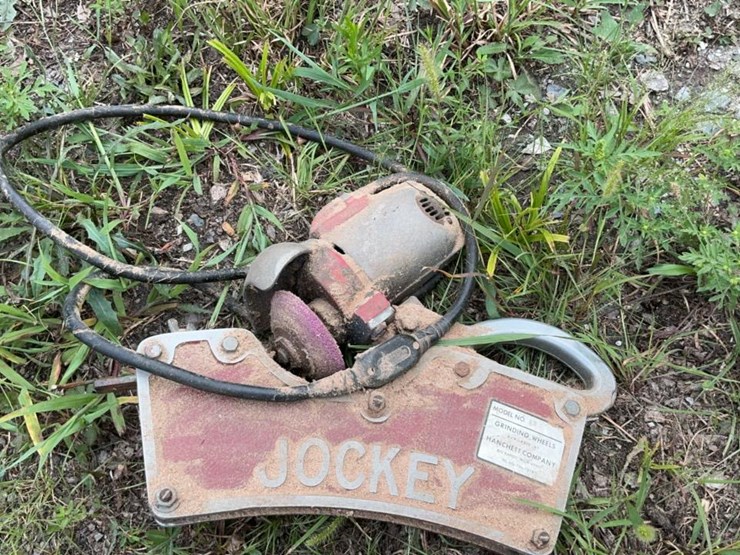 #108-•-jockey-grinder-image-1