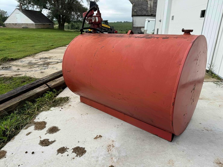 500-gallon-fuel-tank-with-electric-pump-image-6