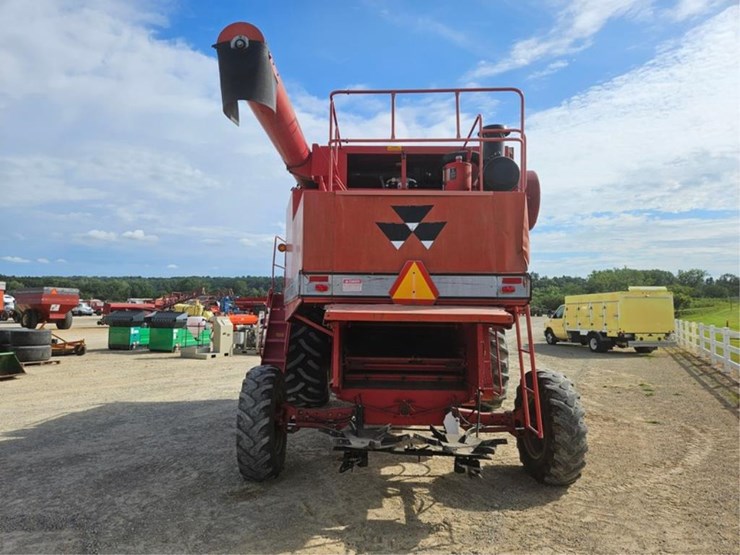 massey-ferguson-8570-image-4