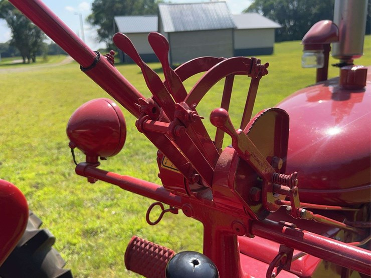1949-farmall-c-image-43