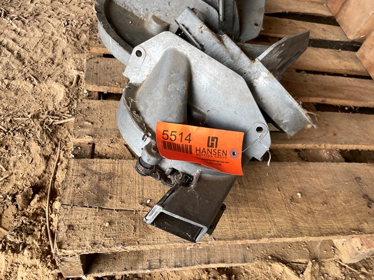 #5514-•-(7)-john-deere-seed-meters-image-8
