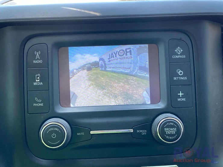 2019-dodge-ram-5500-image-38