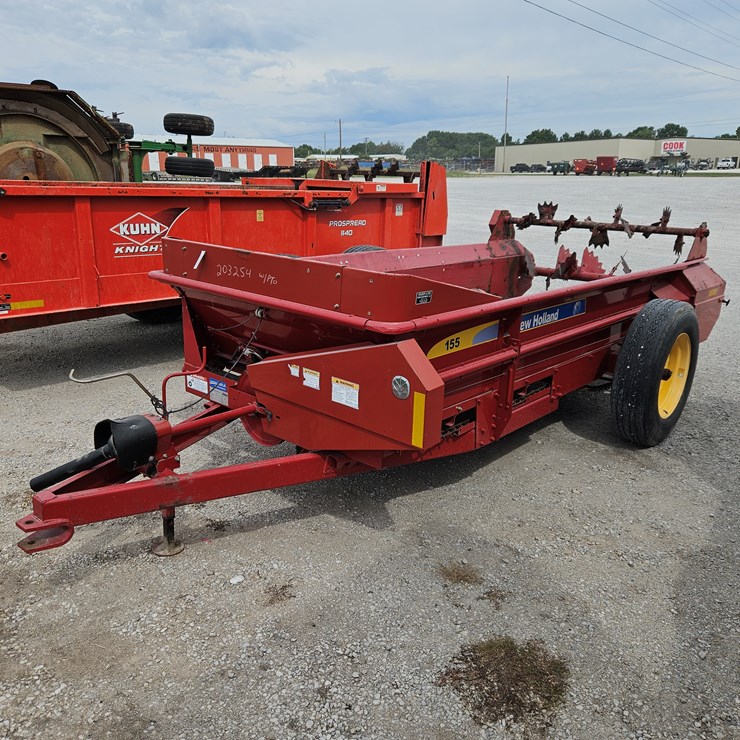 2015 NEW HOLLAND 155
