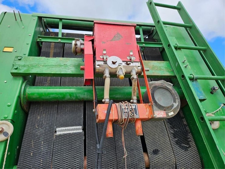 john-deere-435-image-28