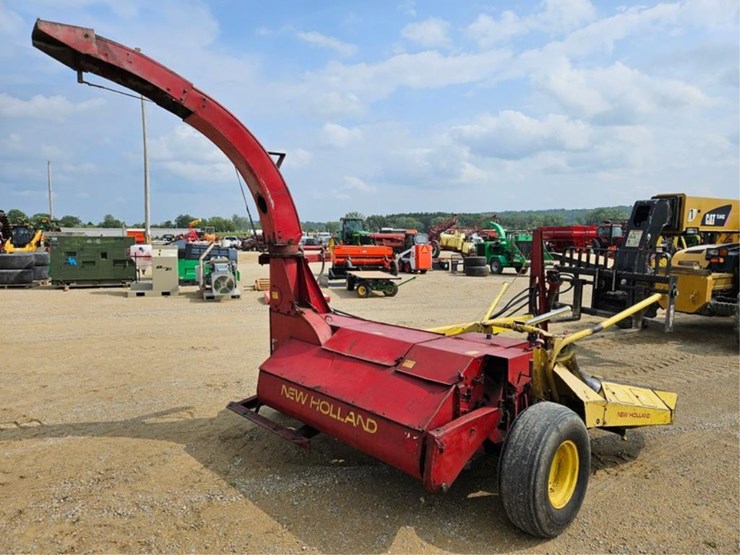 new-holland-770-image-5